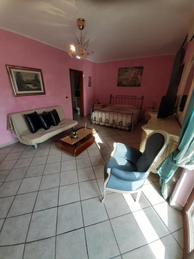 B&B Villa Giovanni Casal Palocco Bagian luar foto