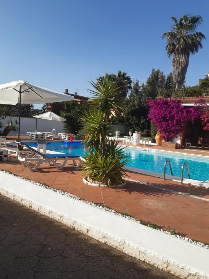 B&B Villa Giovanni Casal Palocco Bagian luar foto