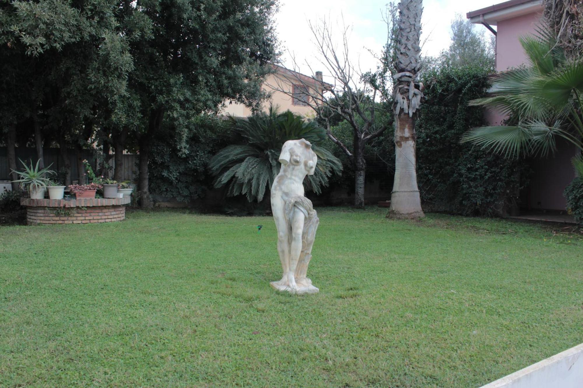 B&B Villa Giovanni Casal Palocco Bagian luar foto