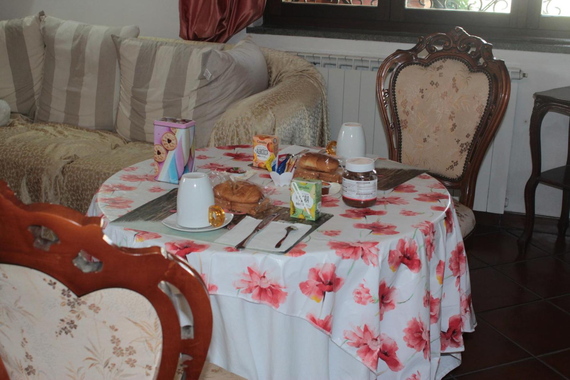 B&B Villa Giovanni Casal Palocco Bagian luar foto